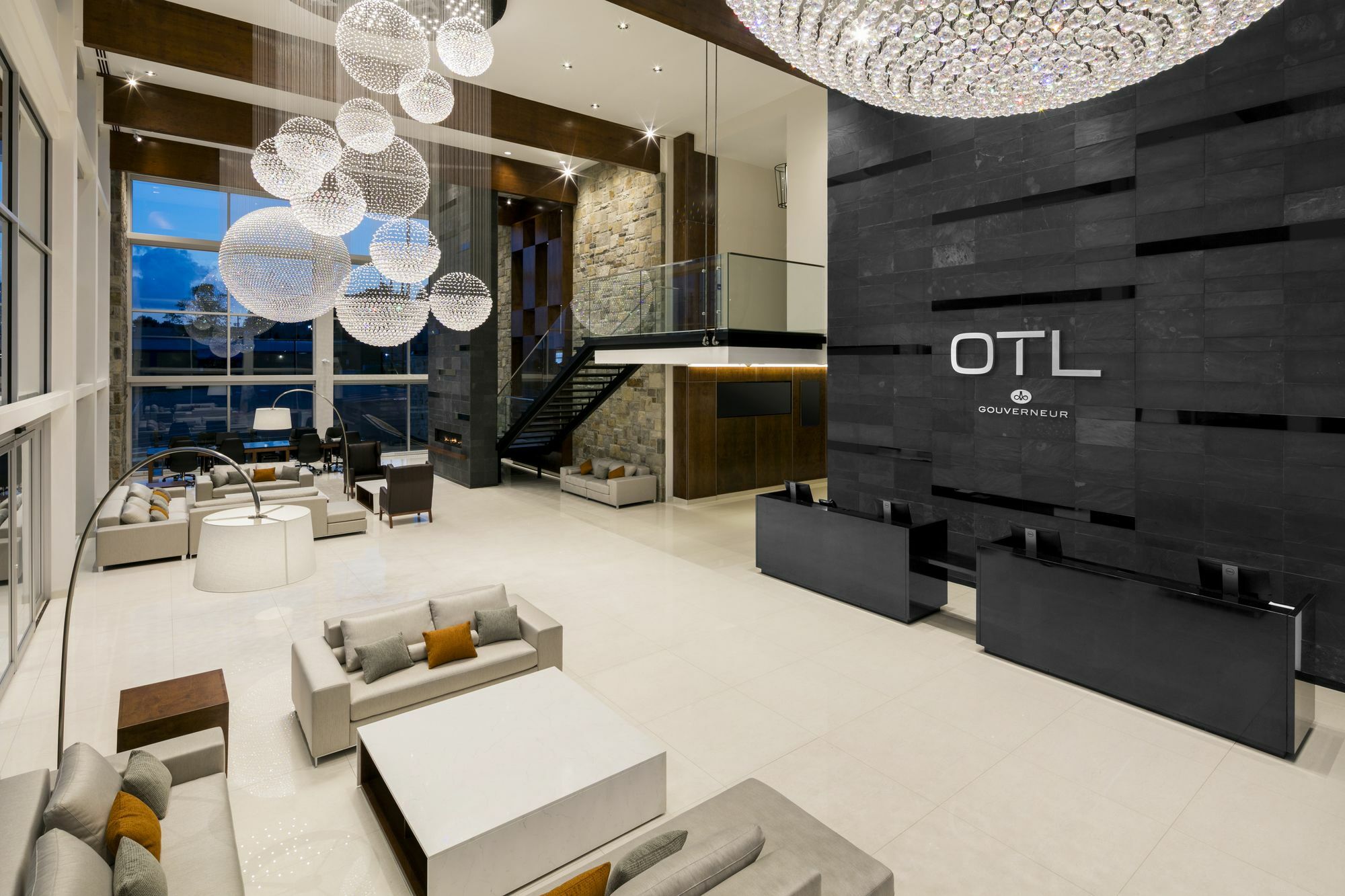 Otl Gouverneur 셔브룩 외부 사진 OTL's lobby